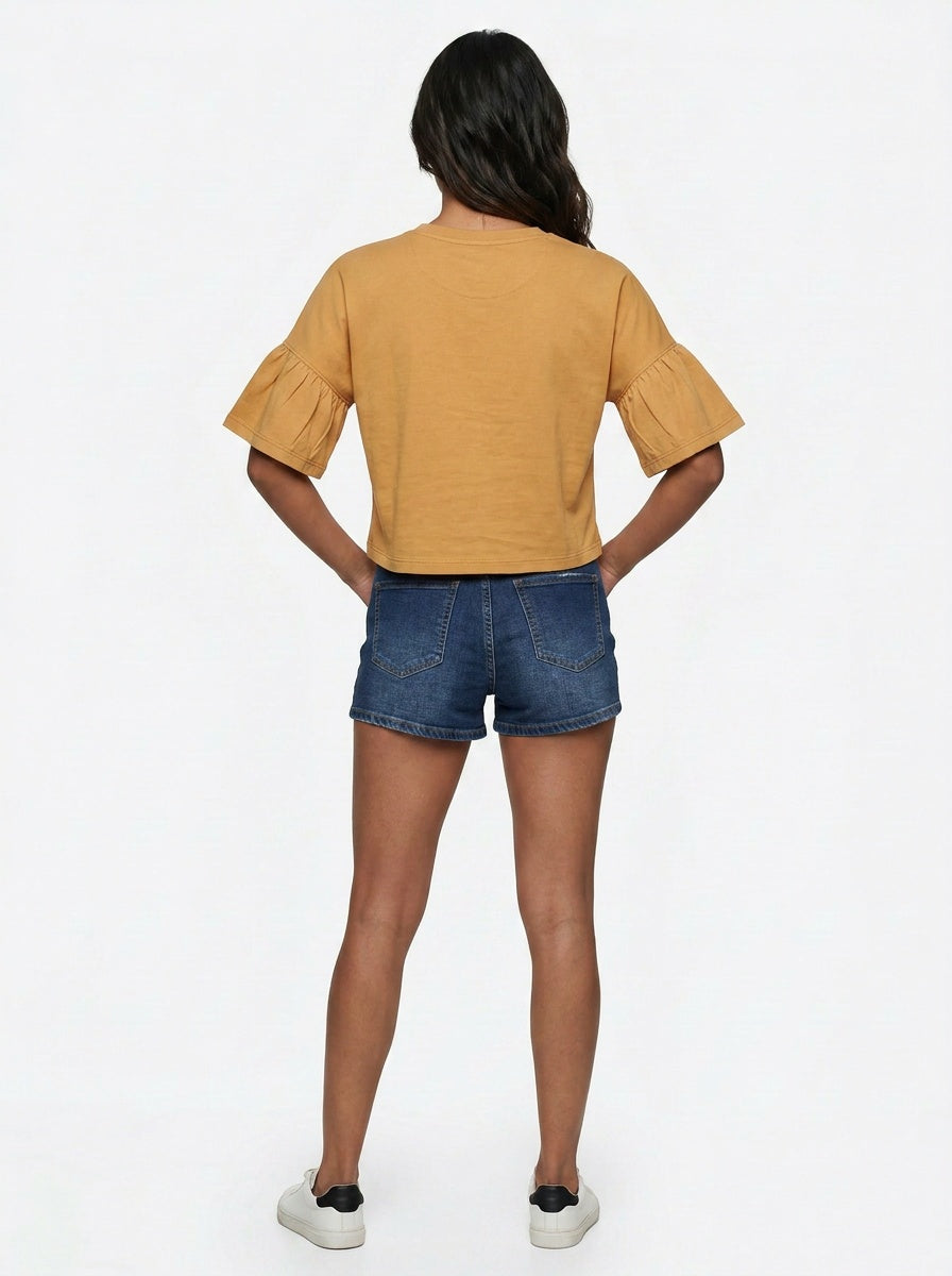 Laurel Tee | Camel Leaf Appliqué